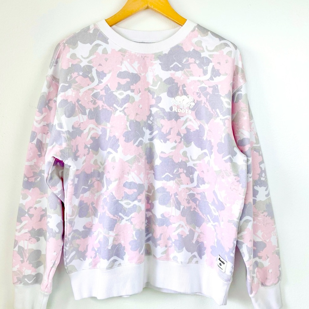 EUC Roots Women’s Camo Sweat Shirt